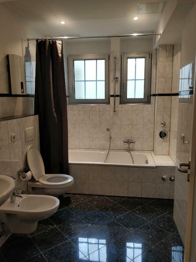 Aparthouse Graf-Adolf Düsseldorf Extérieur photo